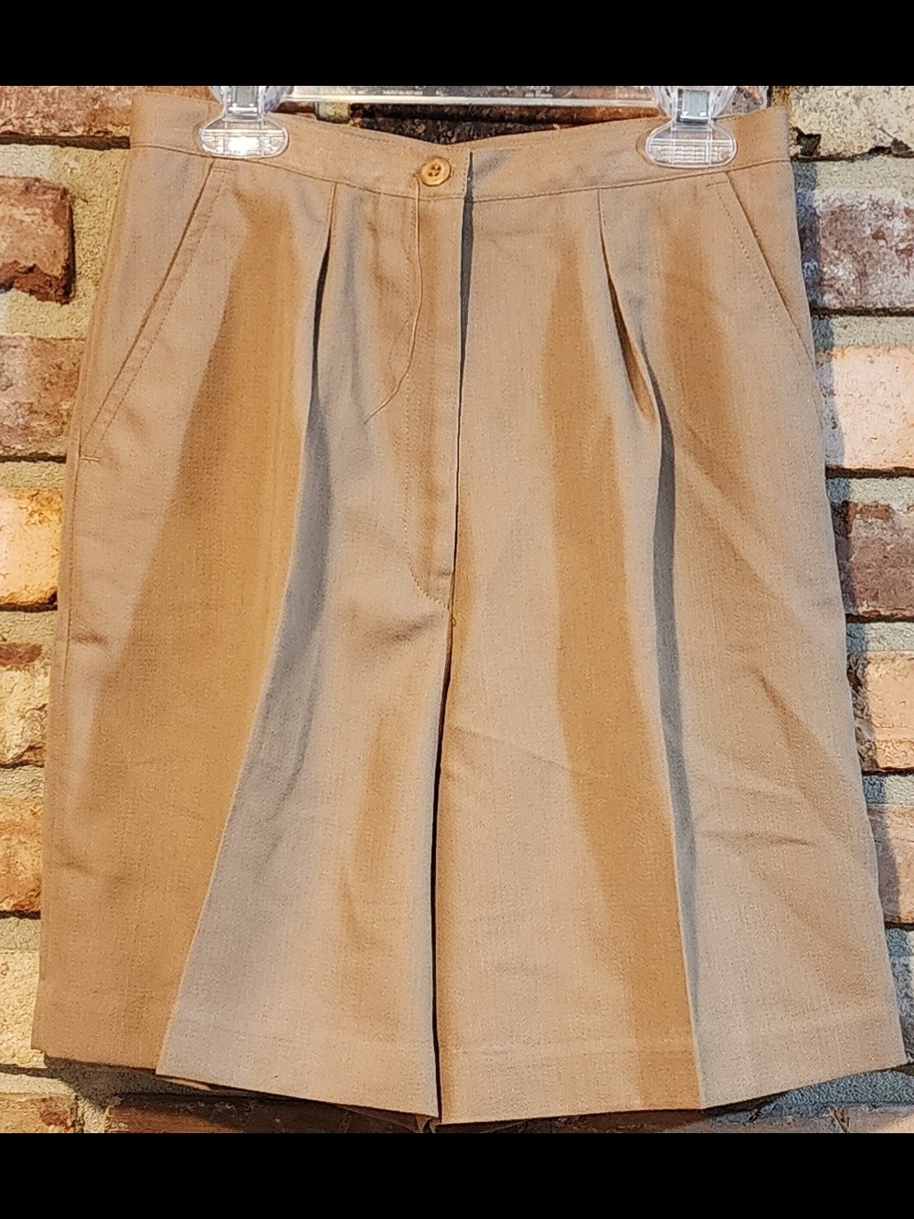Petite Sophisticate Tan A-Line Pleated Shorts NWT 90s